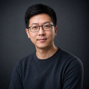 王志远，海角社区技术架构师，理工男职业照